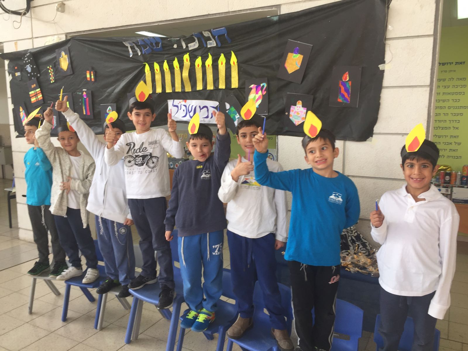 מסיבת חנוכה 