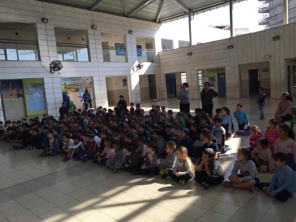 צהרון נווה אברהם, פתח תקווה
